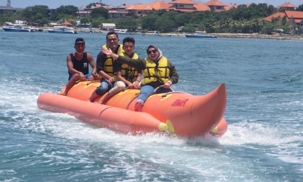 Bali Water Sports | Bali Banana Boat | Bali Golden Tour