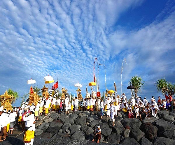 Melasti Ceremony | Nyepi Day Celebration | Bali Golden Tour