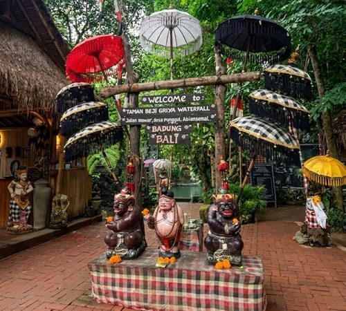Inside Beji Griya