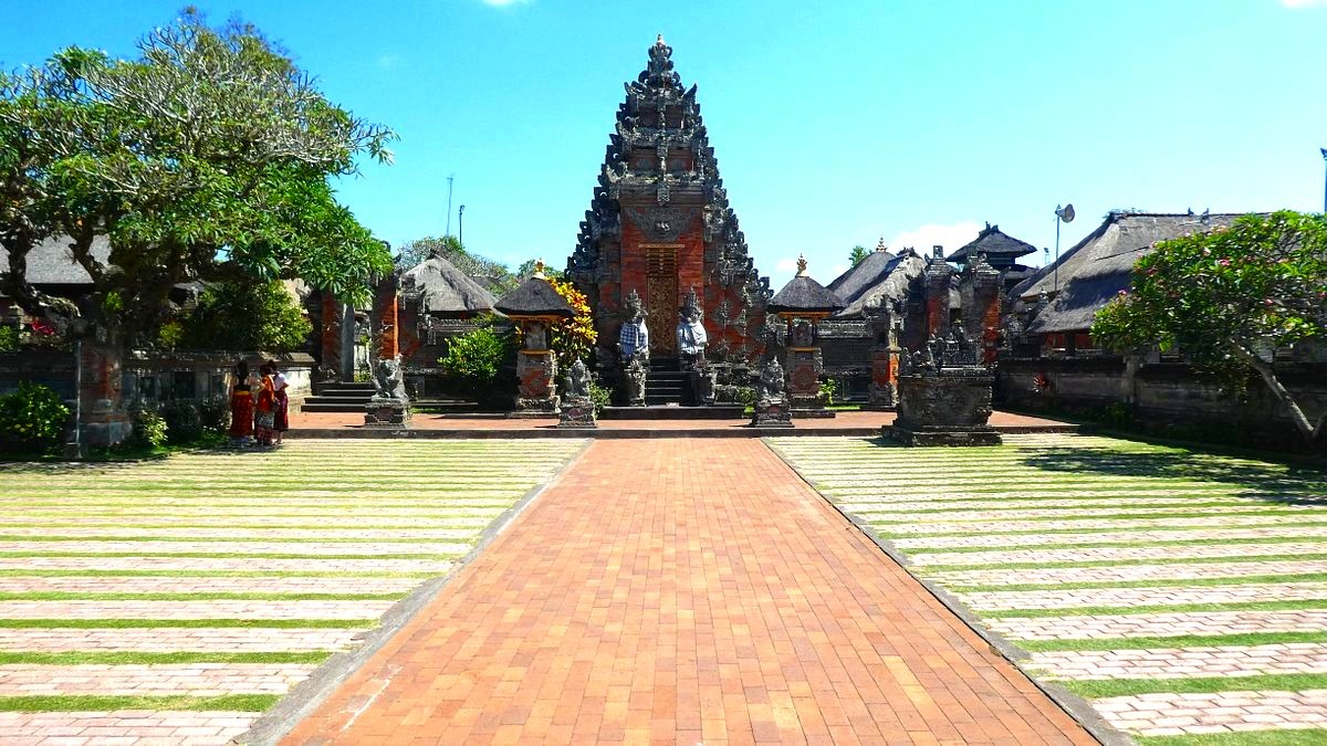 PUSEH BATUAN TEMPLE | BALI INTEREST PLACE | BALI GOLDEN TOUR