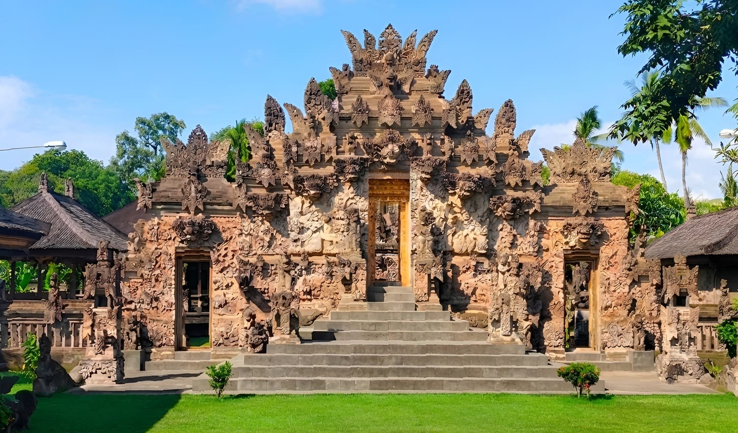 Beji Temple Sangsit Singaraja as Water Temple in Buleleng Regency