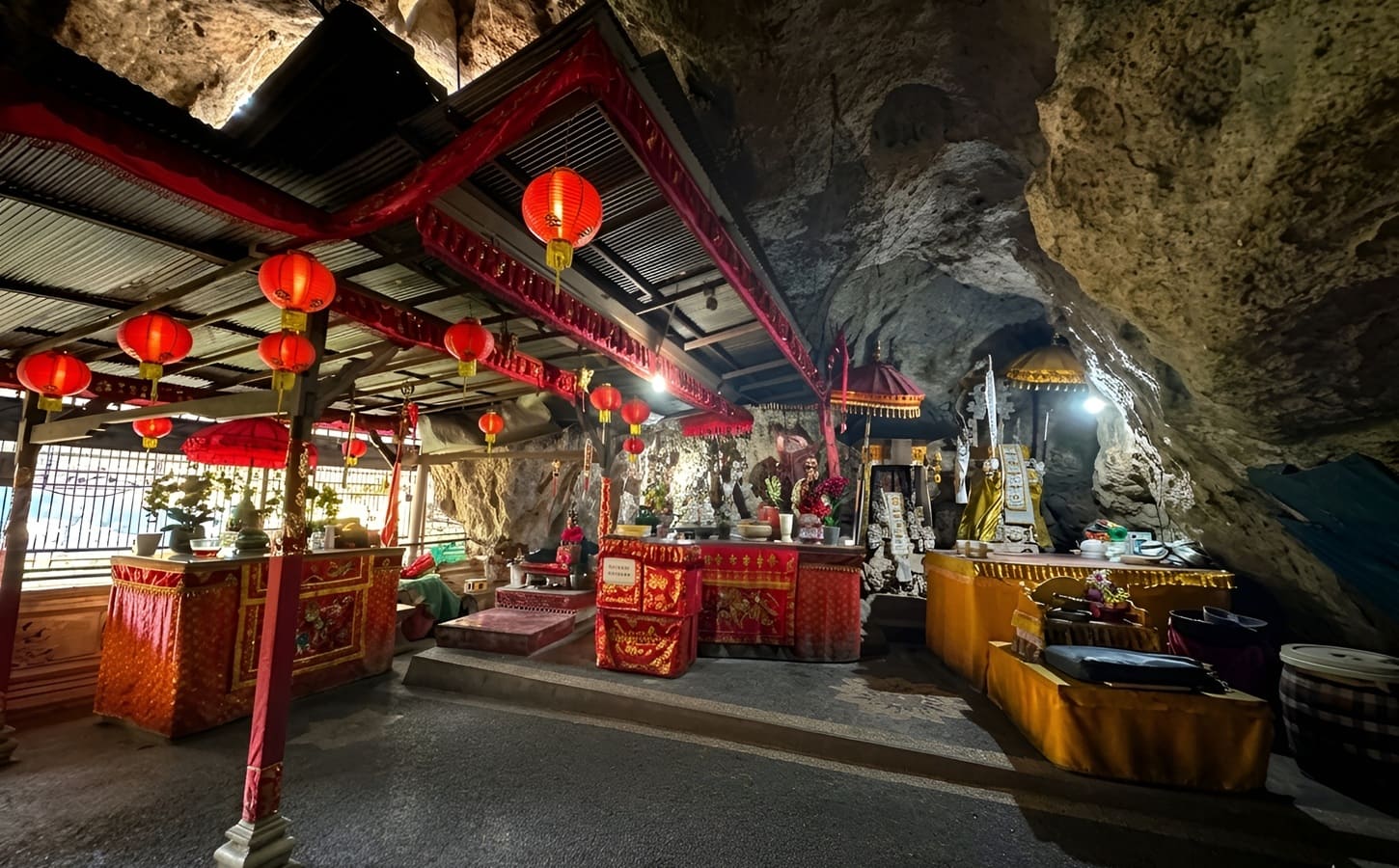 Goa Giri Putri Temple, Nusa Penida’s Ultimate Sacred Sanctuary