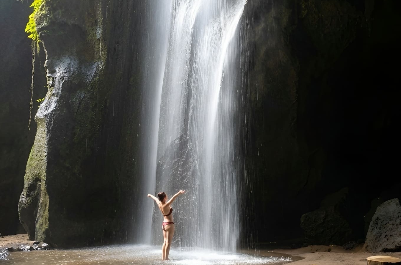 Goa Raja Waterfall