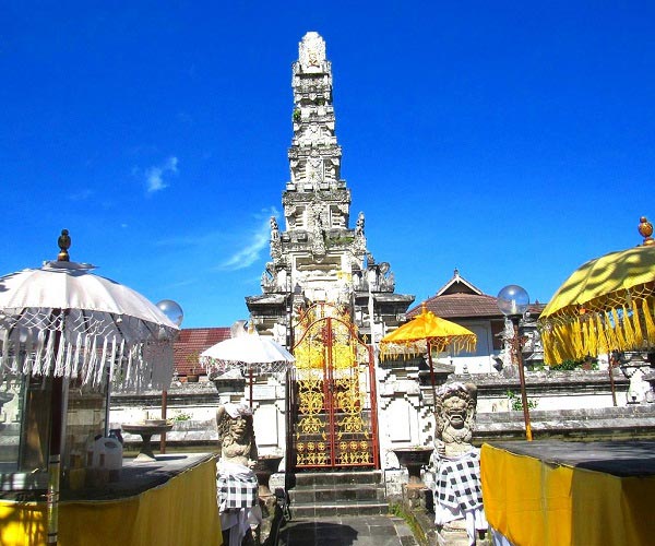 Padmasana at Jagatnatha Temple | Denpasar Places of Interest | Bali Golden Tour