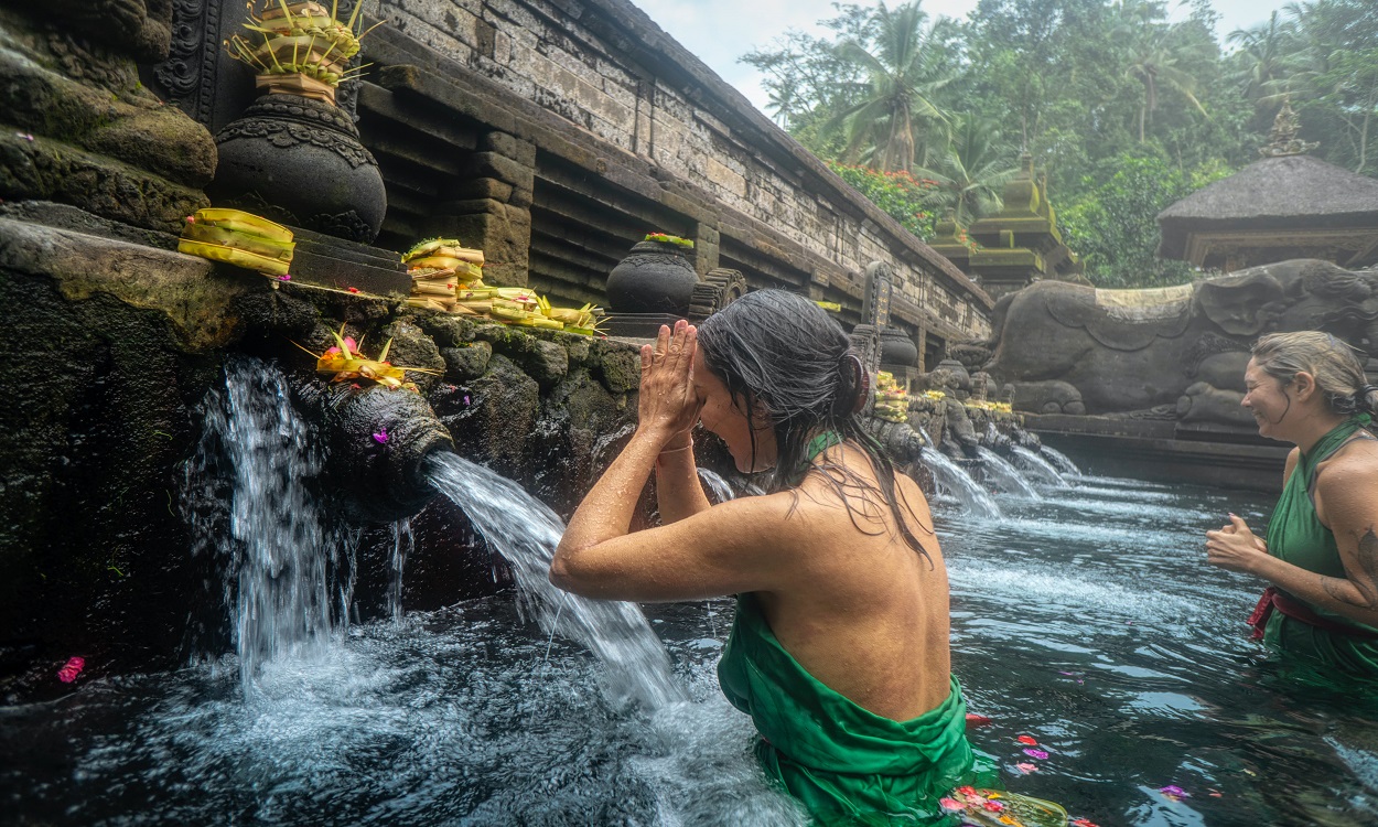 Tirta Empul Temple Bali | Holy Spring Temple Tampak Siring