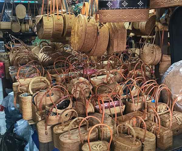 Ubud Art Market | Gianyar Places of Interest | Bali Golden Tour