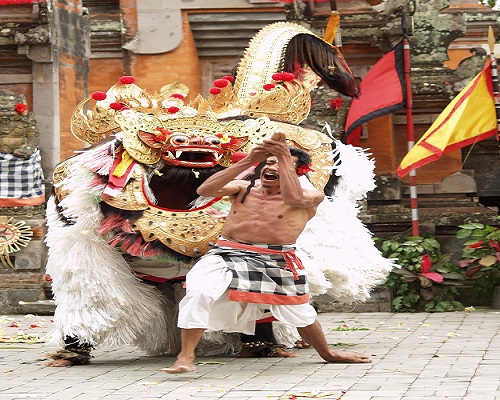 Watching Barong Dance Performance | Bali Tour Packages 6 Days and 5 Nights | Bali Golden Tour