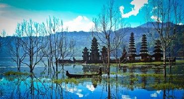 North Bali Tour | Tamblingan Lake | Bali Golden Tour